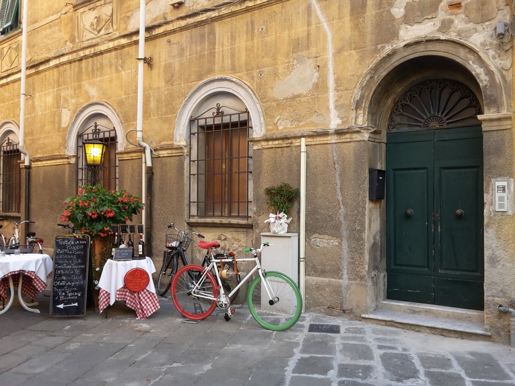 Tolle Locations zum Übernachten und Ausgehen in Reggio Calabria